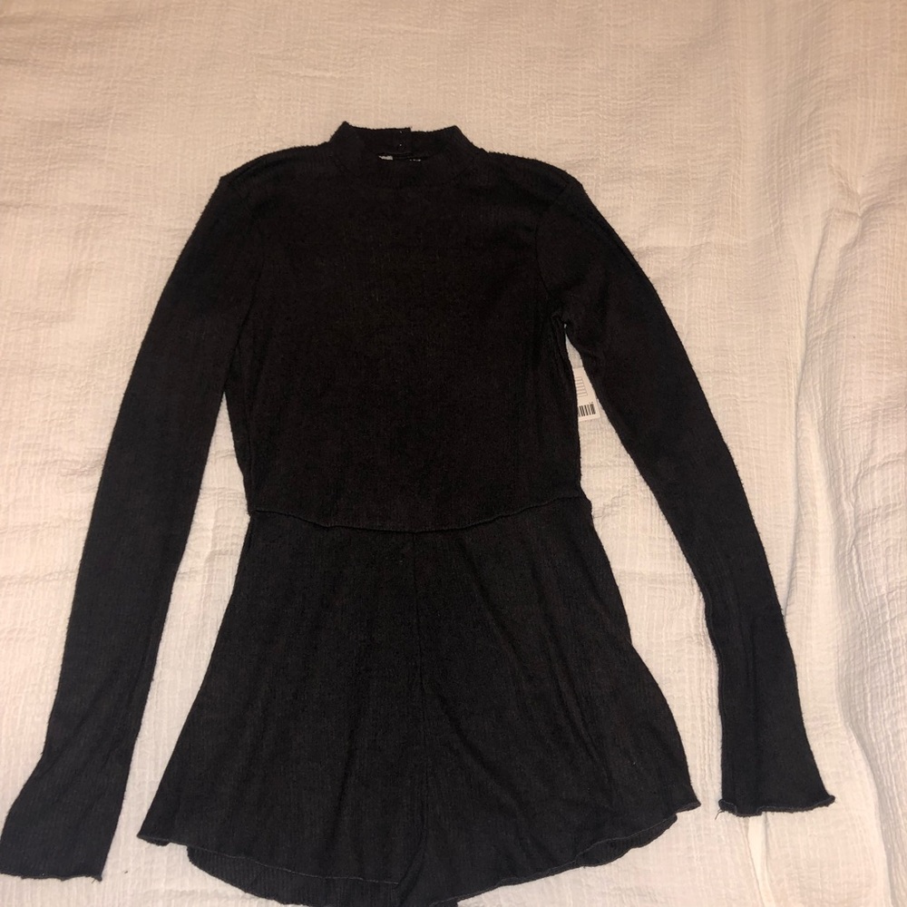 Mock-Turtleneck V-Back Romper